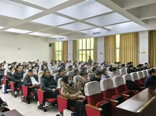 华智大数据赋能章丘企业出海培训交流活动圆满举办，助力“产业带+品牌”转型！