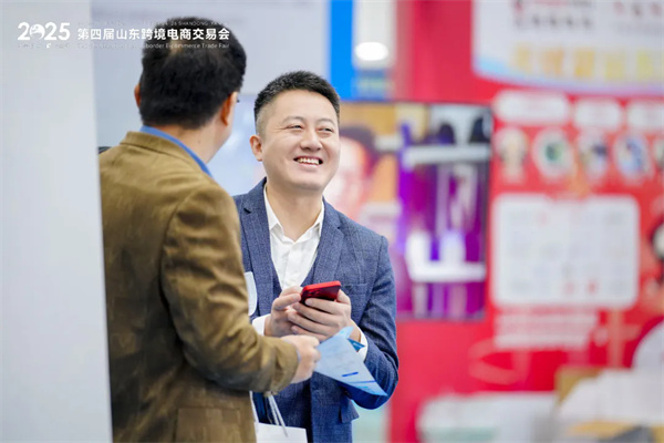 山东华智大数据闪耀山东跨交会，全链路解决方案引爆展会热潮！